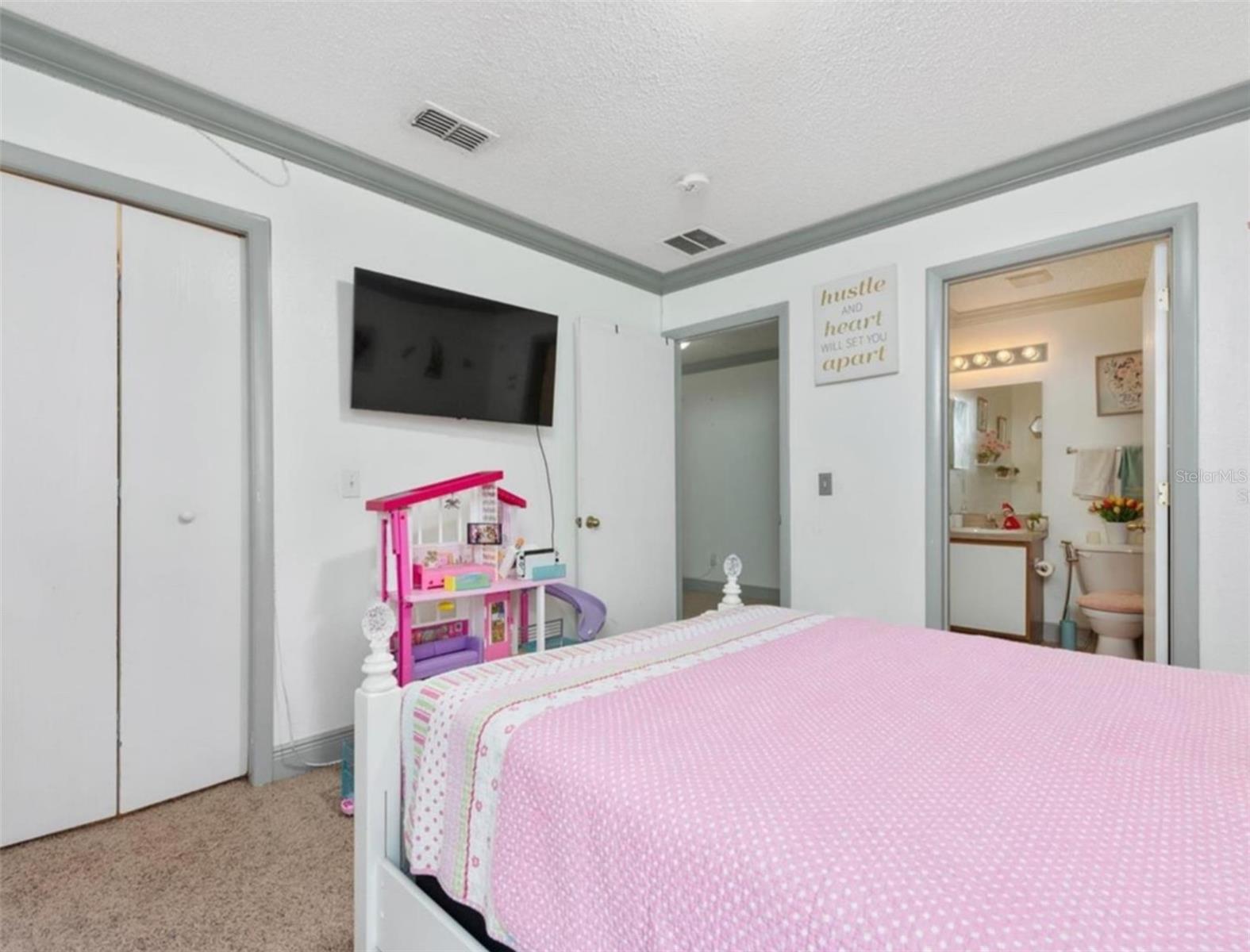 546 BLOOMINGDALE DR, DAVENPORT, FL, 33897