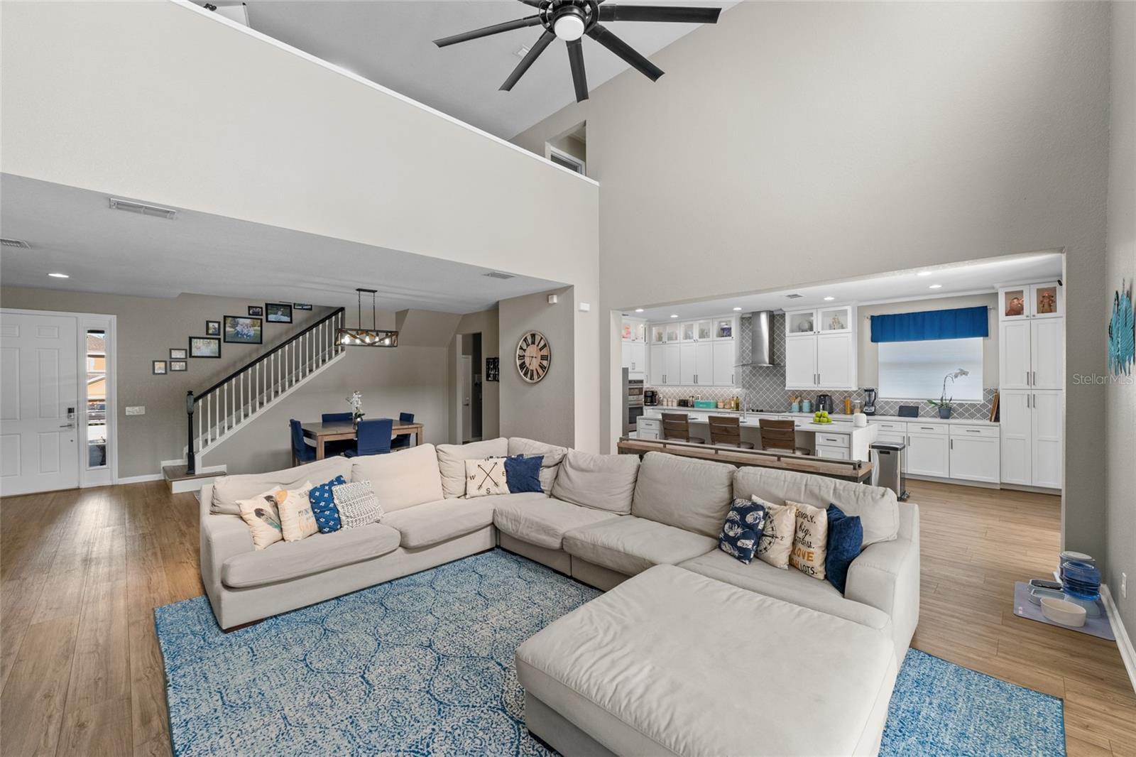 2821 COLUMBUS AVE, CLERMONT, FL, 34715