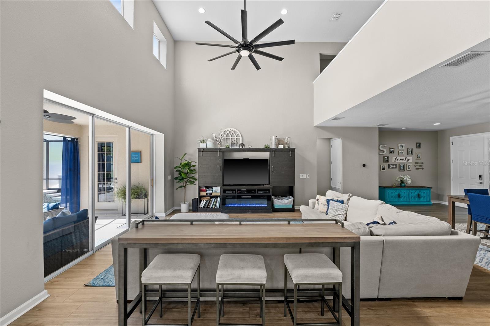 2821 COLUMBUS AVE, CLERMONT, FL, 34715