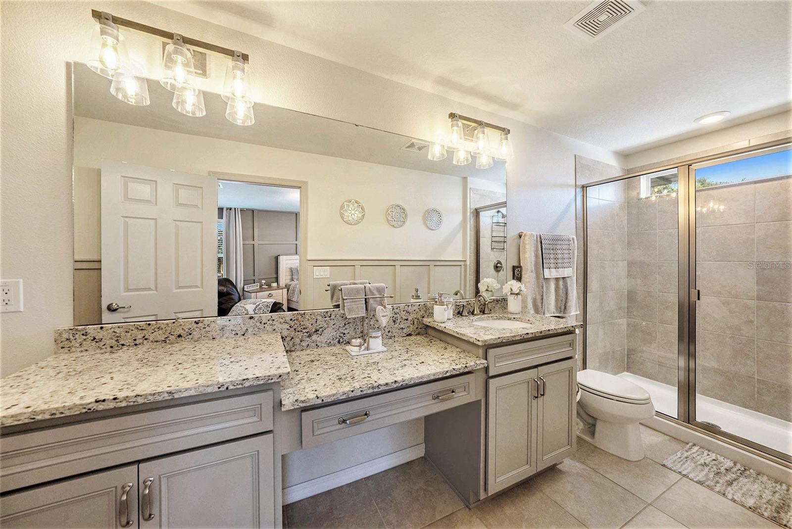 5005 BLUE LATAN LN, TAMPA, FL, 33610