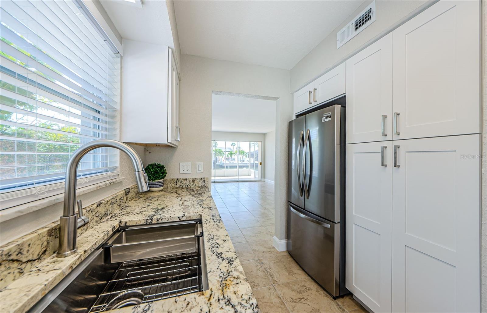 2186 EDYTHE DR #11, DUNEDIN, FL, 34698