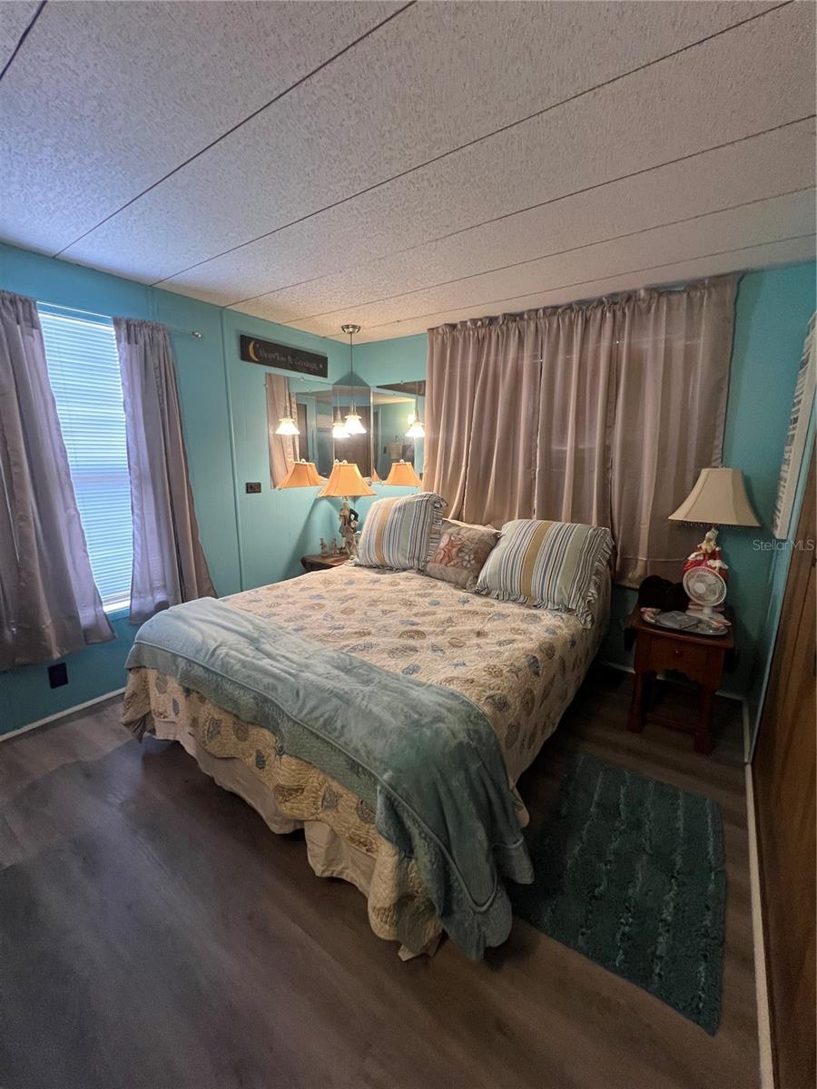 L4952713 Property Photo