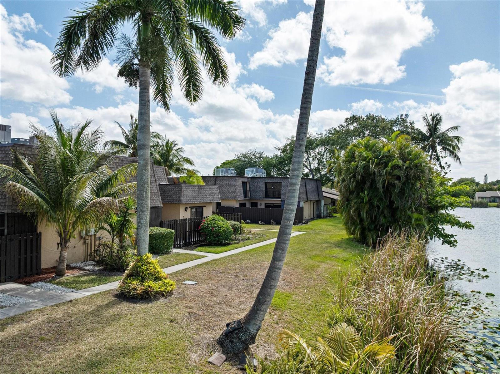 4102 WATERVIEW CIR, PALM SPRINGS, FL, 33461