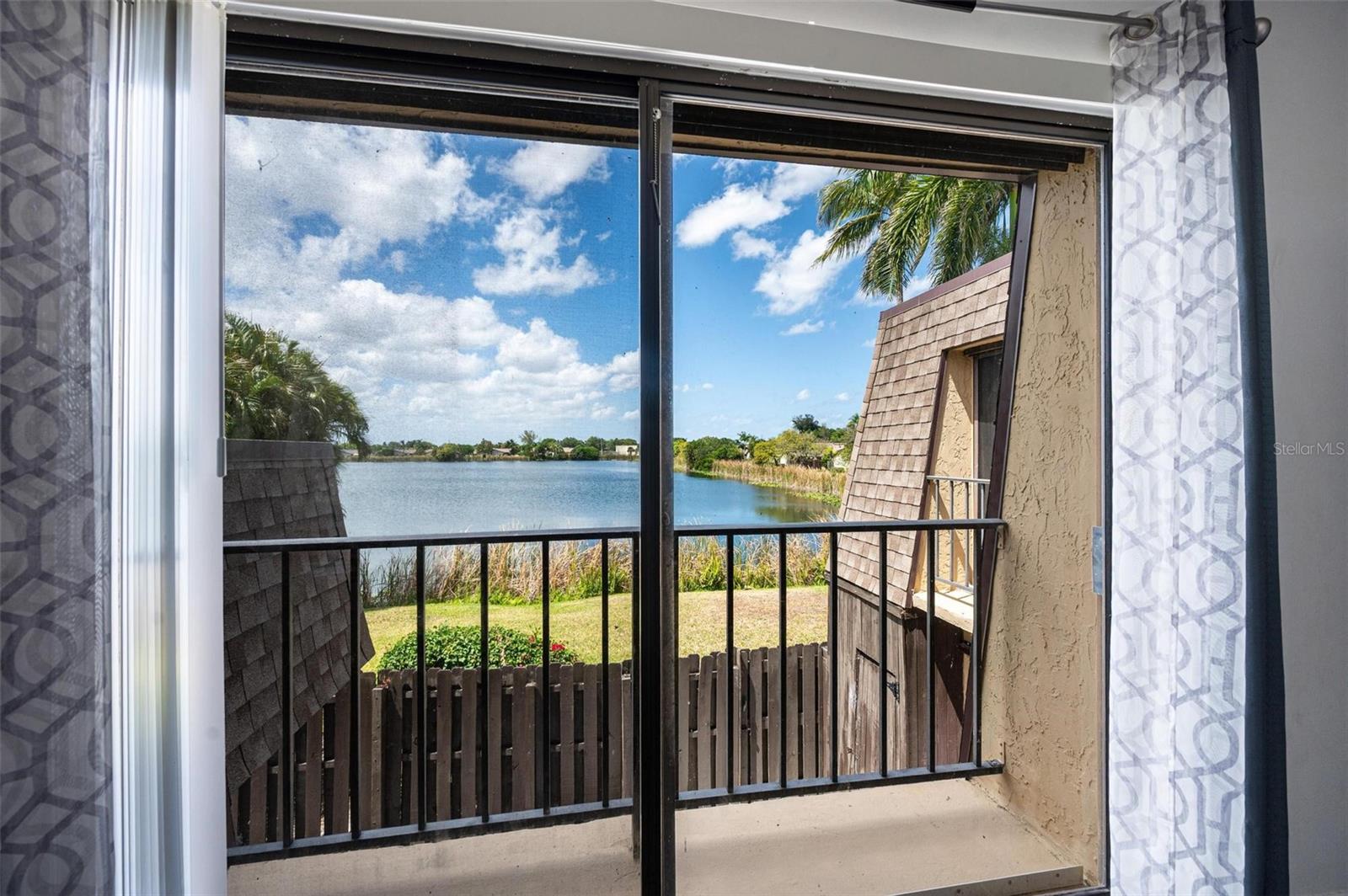 4102 WATERVIEW CIR, PALM SPRINGS, FL, 33461