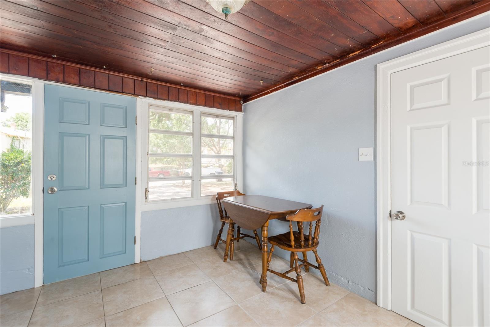 1310 HILTON PL, TAMPA, FL, 33604