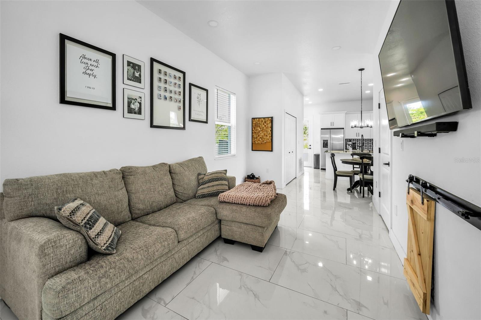 3402 W CLIFTON ST, TAMPA, FL, 33614