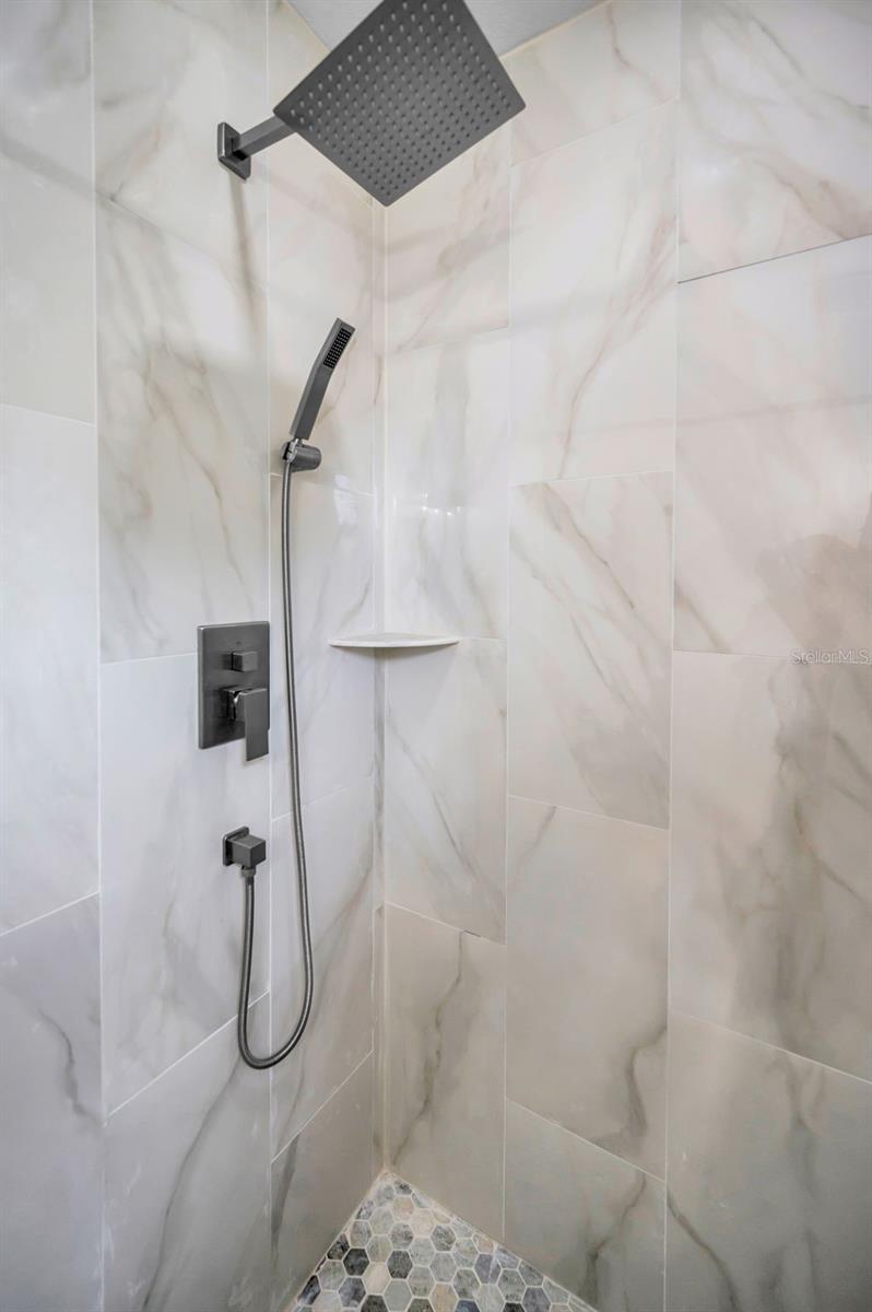 3402 W CLIFTON ST, TAMPA, FL, 33614