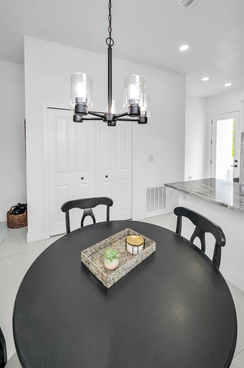 3402 W CLIFTON ST, TAMPA, FL, 33614