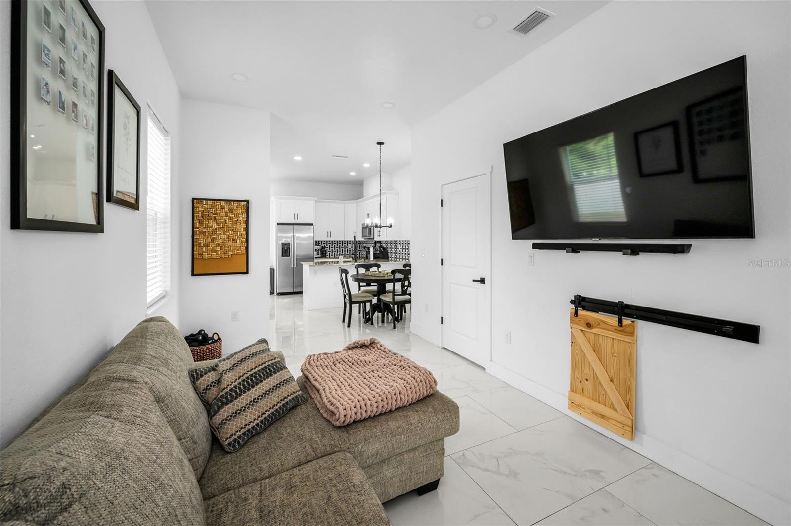 3402 W CLIFTON ST, TAMPA, FL, 33614