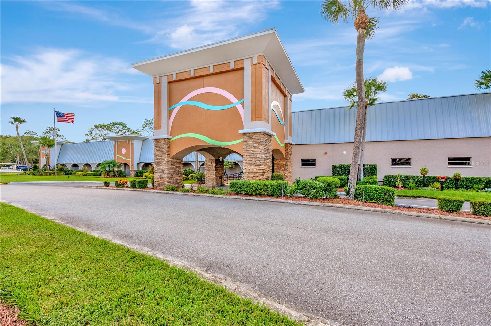 TB8382617 Property Photo