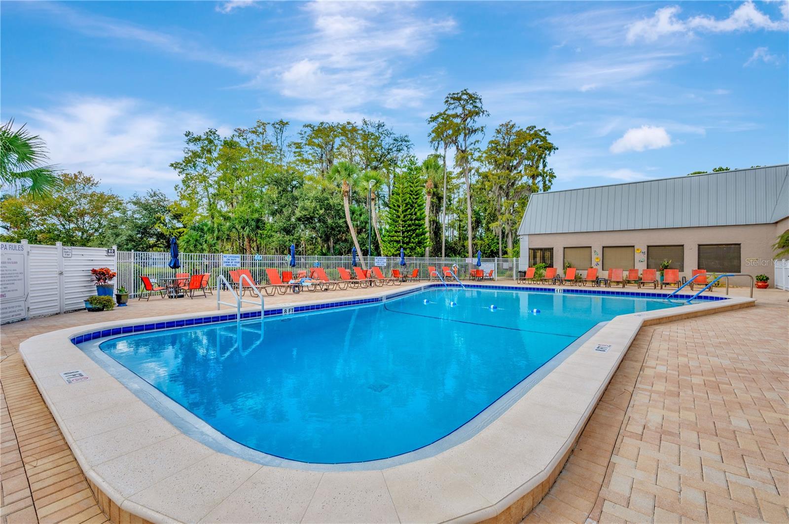 TB8382617 Property Photo