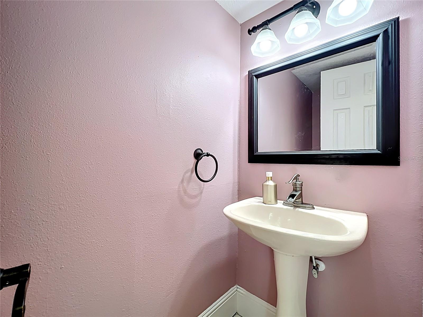 2706 DONALDSON DR, ORLANDO, FL, 32812