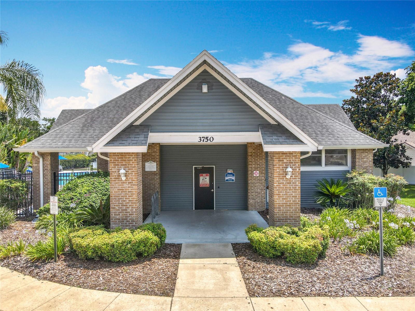 2706 DONALDSON DR, ORLANDO, FL, 32812