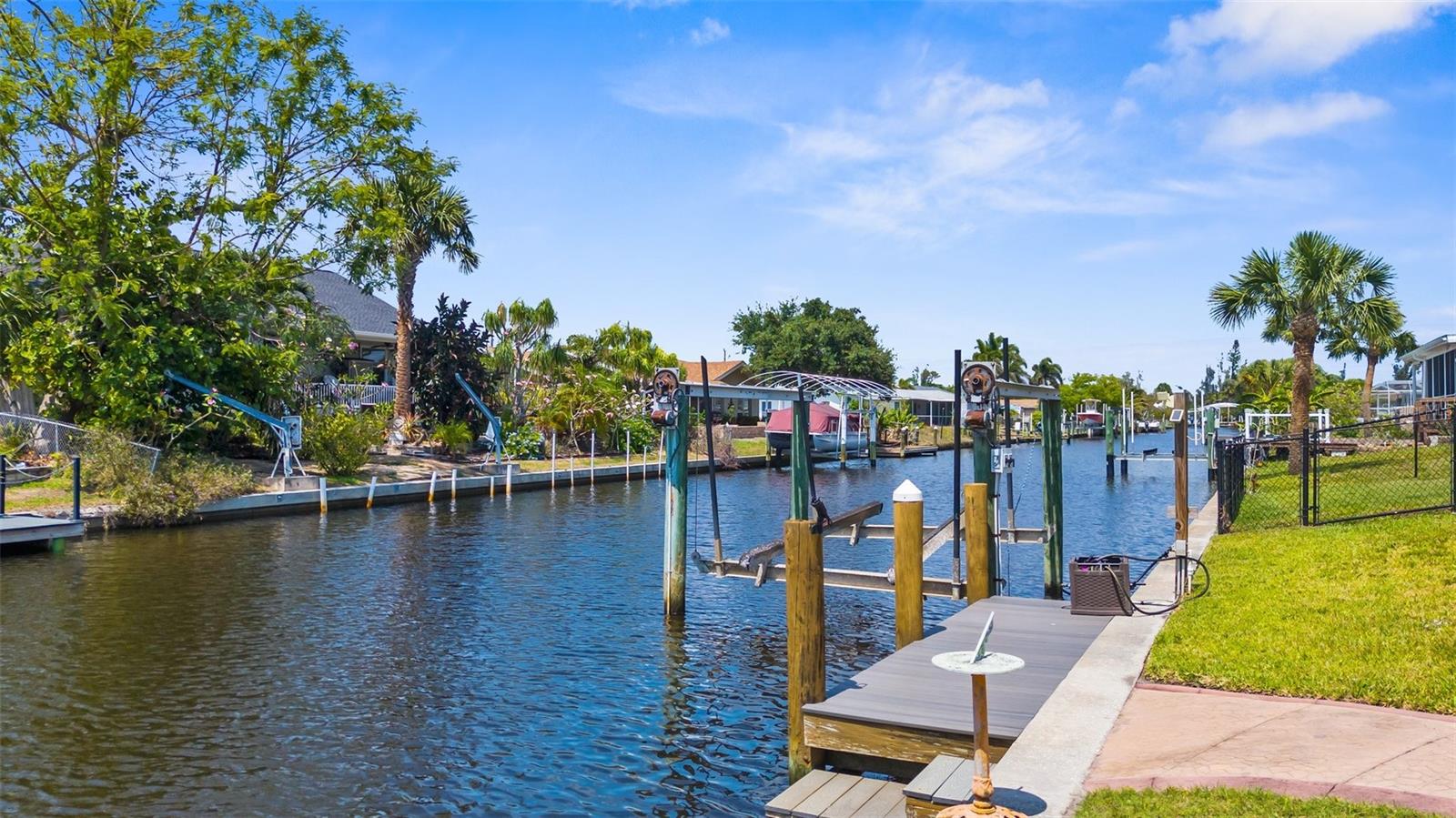 2911 RIVERSIDE DR, PUNTA GORDA, FL, 33950