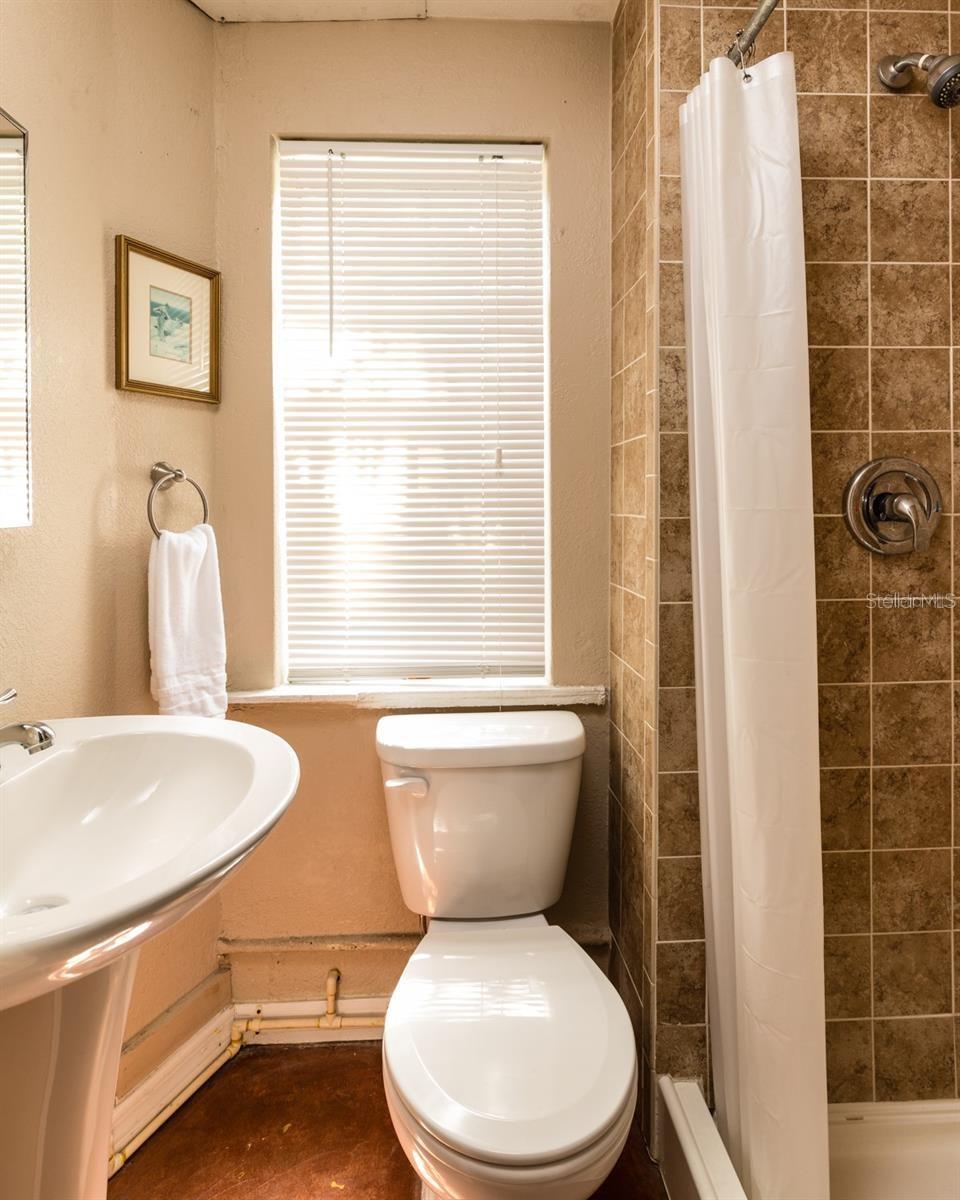 3655 1ST AVE N, DOWNSTAIRS UNIT, ST PETERSBURG, FL, 33713