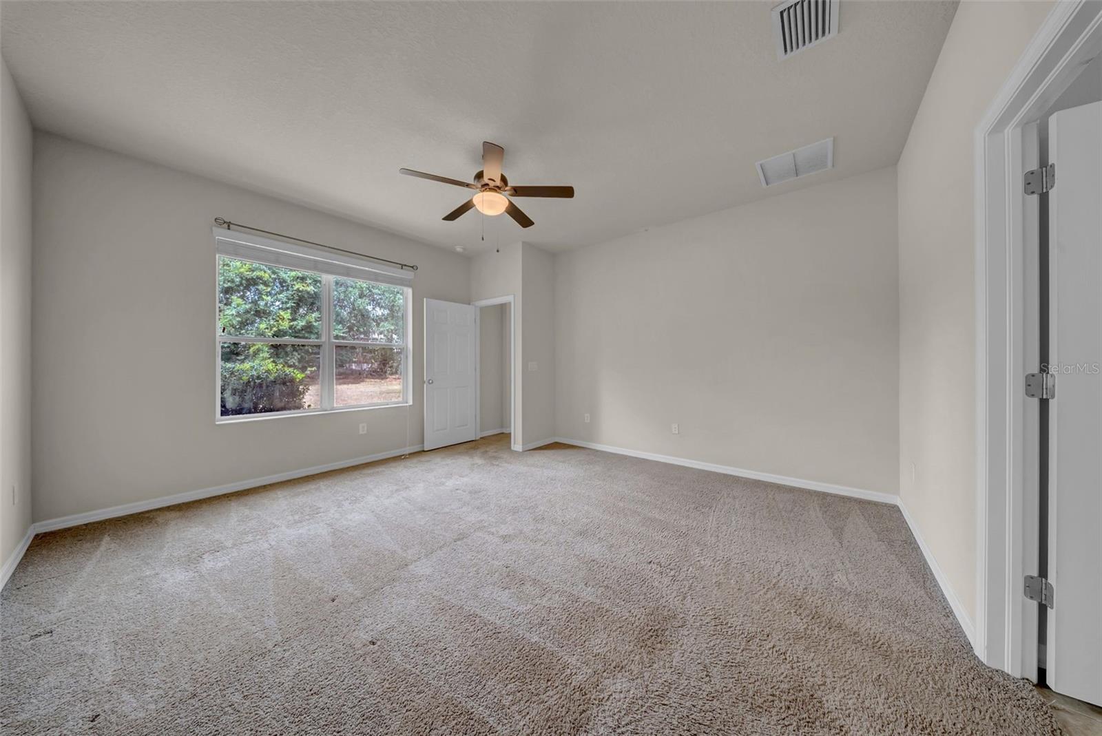 15810 STARLING WATER DR, LITHIA, FL, 33547