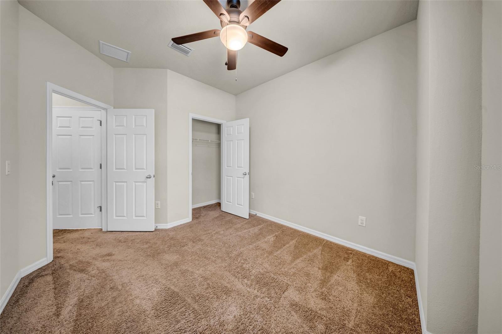 15810 STARLING WATER DR, LITHIA, FL, 33547