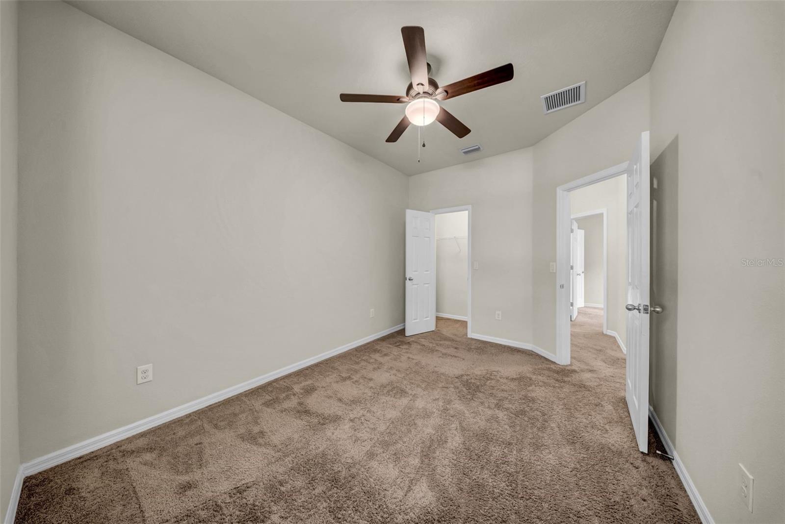 15810 STARLING WATER DR, LITHIA, FL, 33547