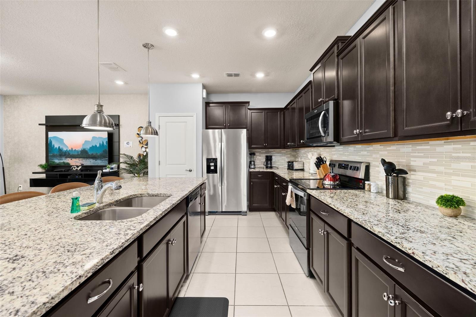 971 PARADISE DR, DAVENPORT, FL, 33897