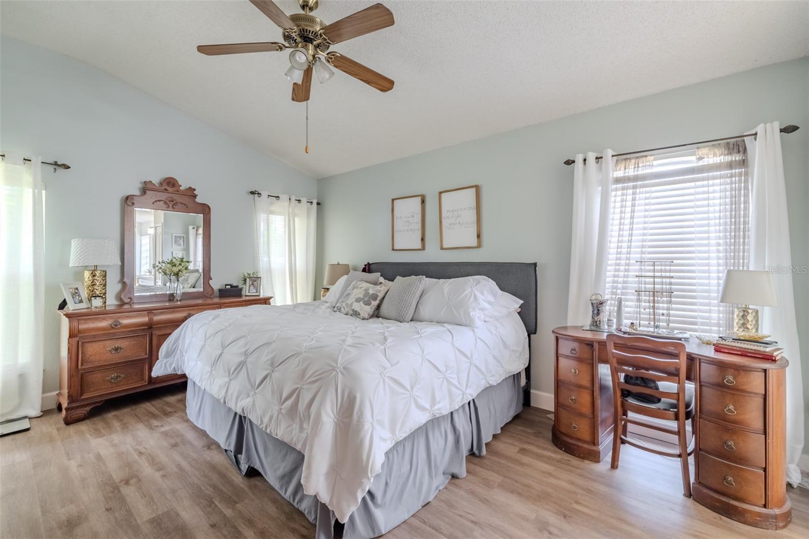 412 HENDERSON AVE, SEFFNER, FL, 33584