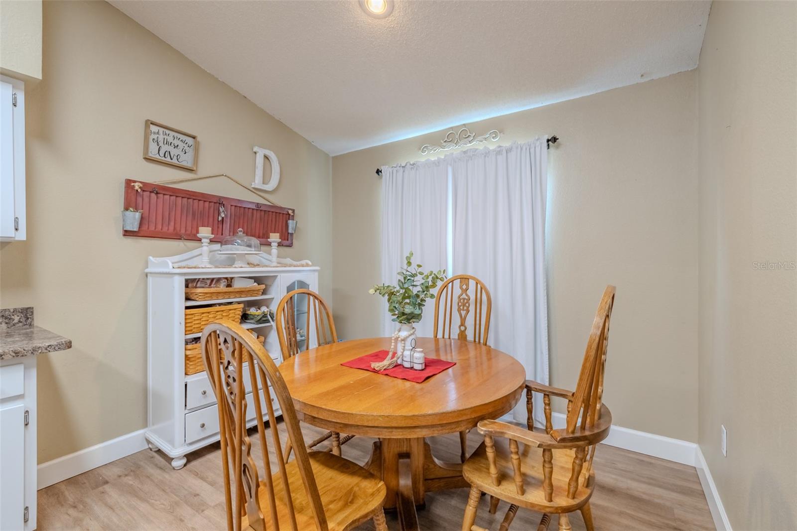 412 HENDERSON AVE, SEFFNER, FL, 33584