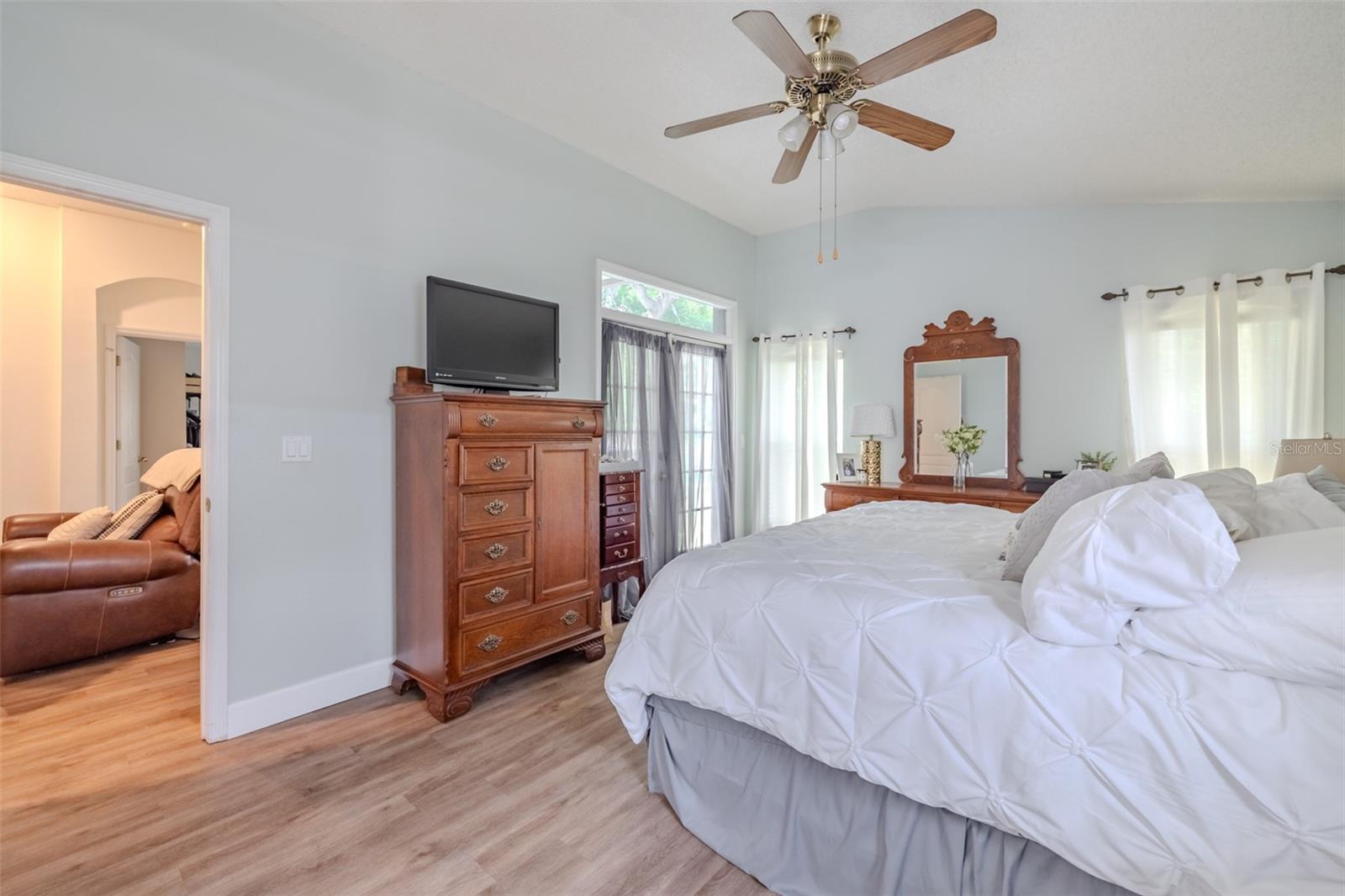 412 HENDERSON AVE, SEFFNER, FL, 33584