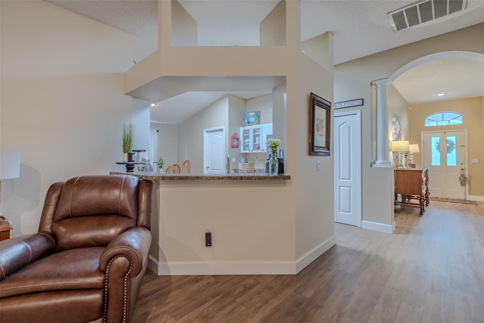 412 HENDERSON AVE, SEFFNER, FL, 33584