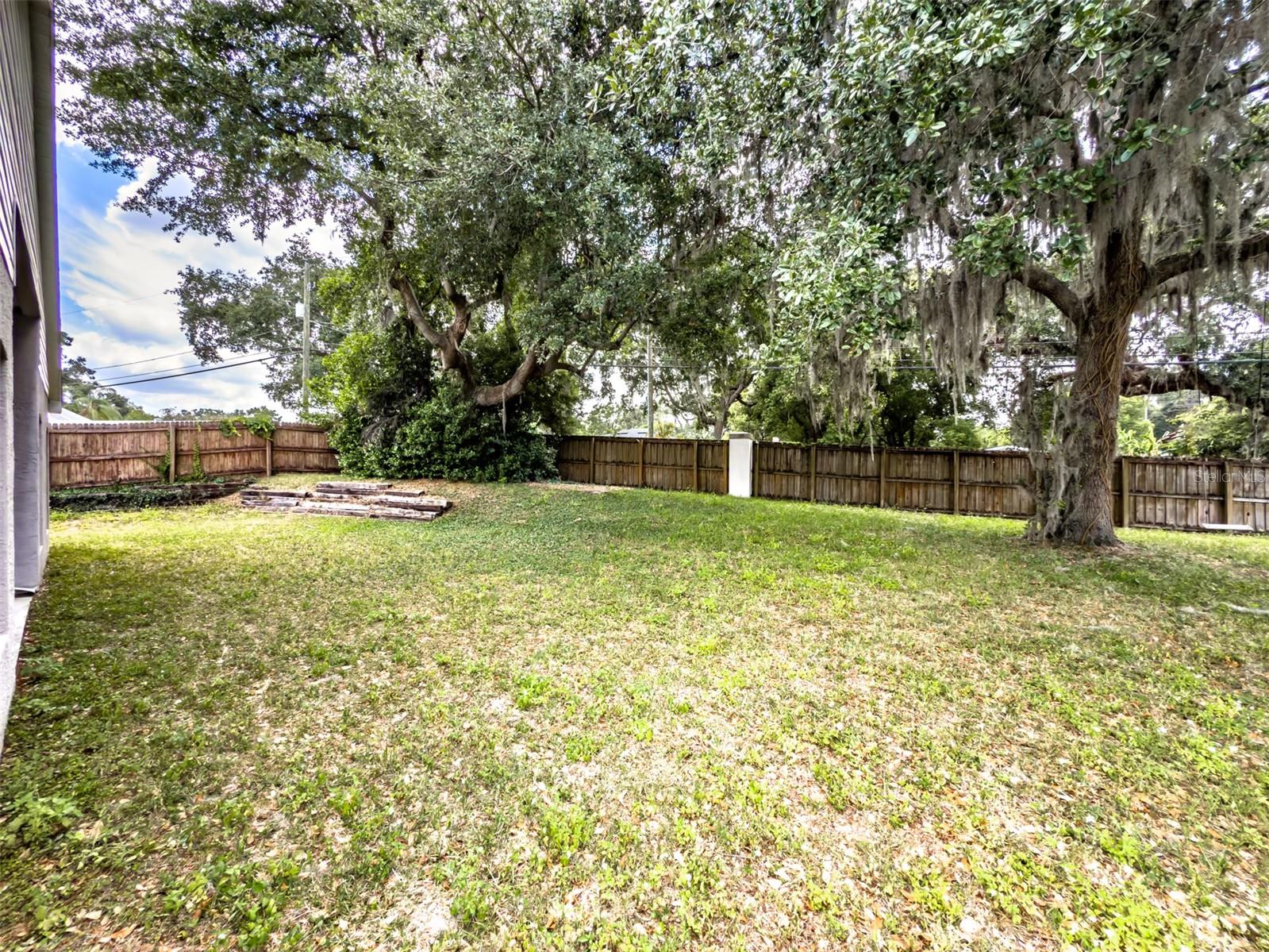 412 HENDERSON AVE, SEFFNER, FL, 33584