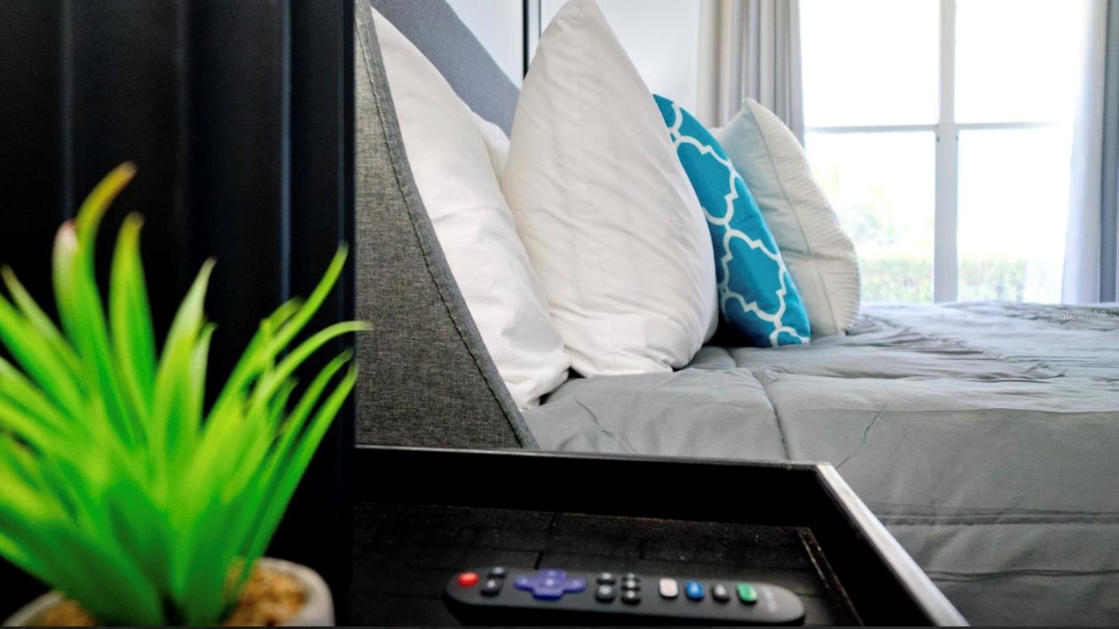 3911 39TH AVE W, BRADENTON, FL, 34205