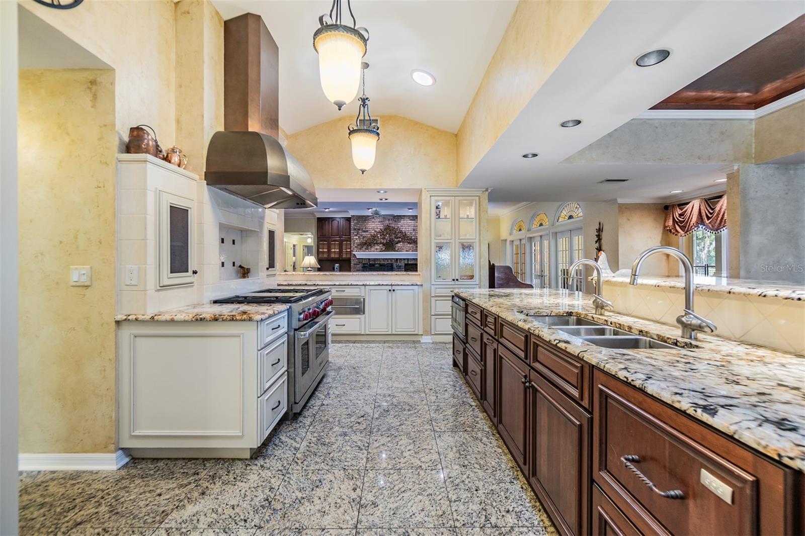 2769 ST ANDREWS BLVD, TARPON SPRINGS, FL, 34688