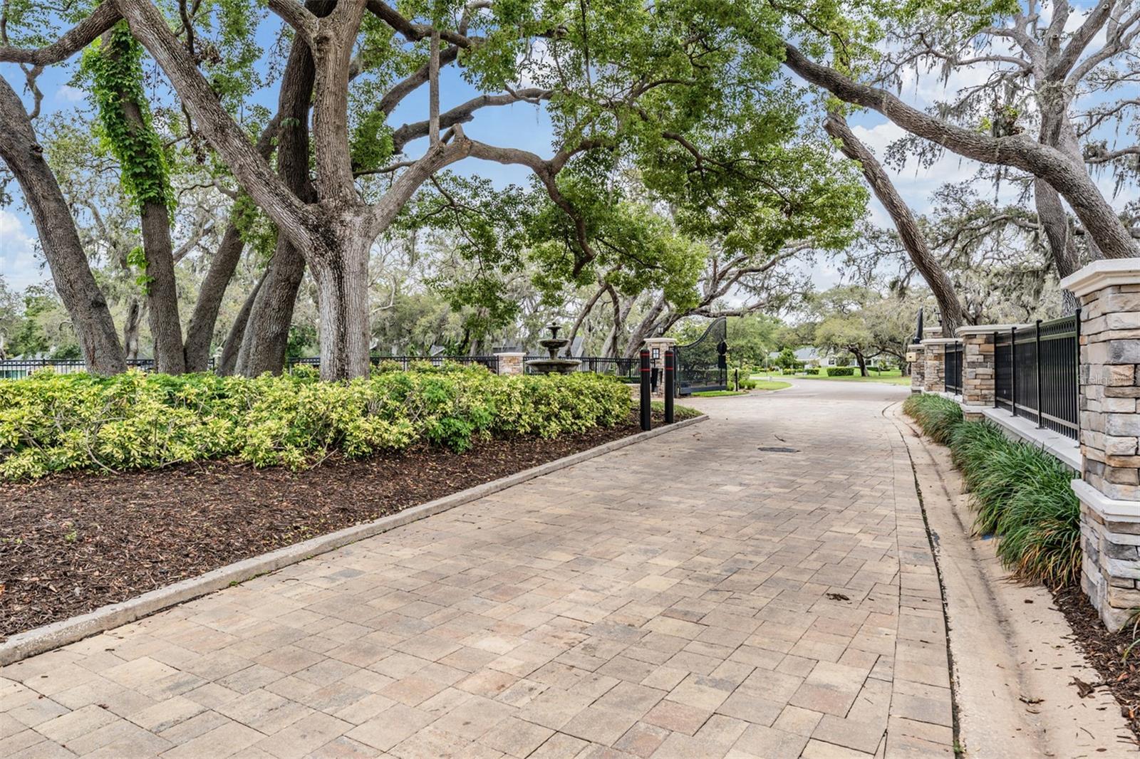 2769 ST ANDREWS BLVD, TARPON SPRINGS, FL, 34688