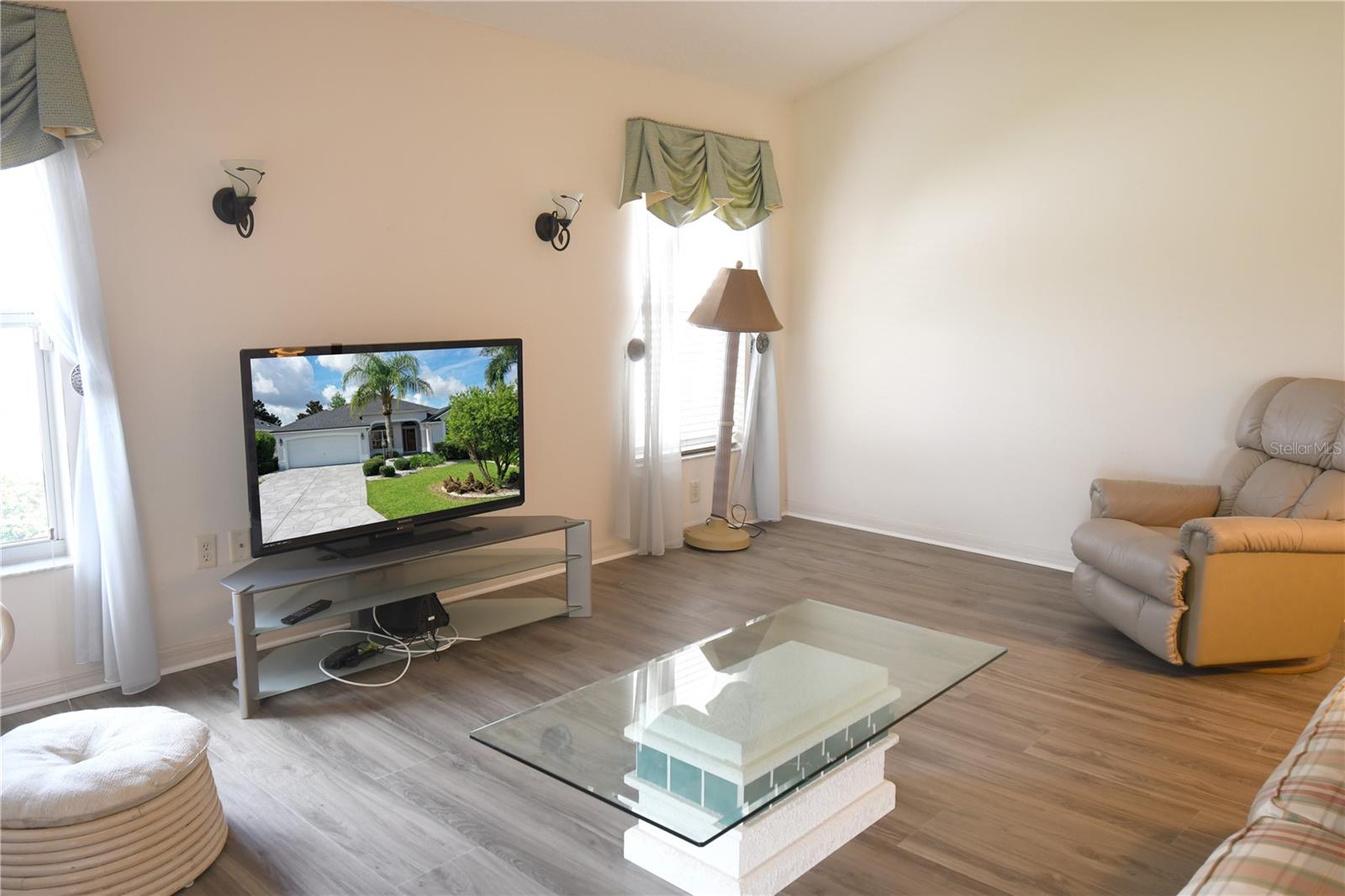 2120 WILLOW GROVE WAY, THE VILLAGES, FL, 32162