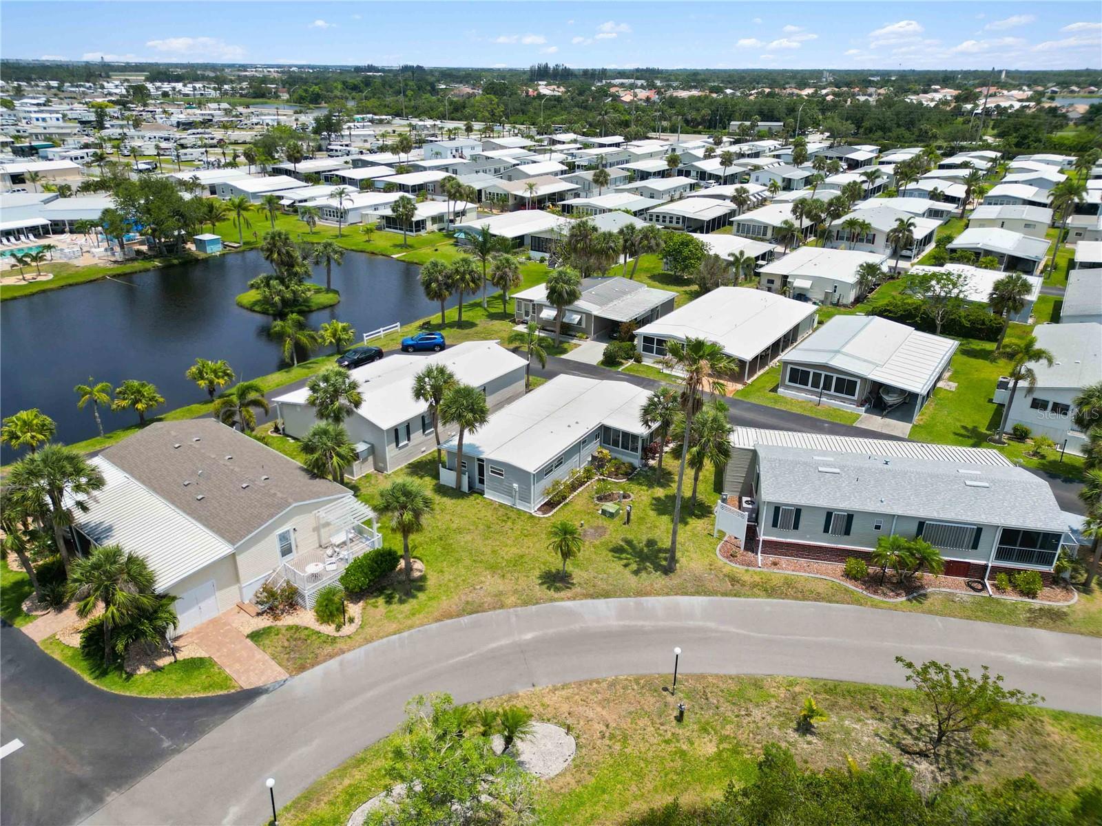 A4651653 Property Photo