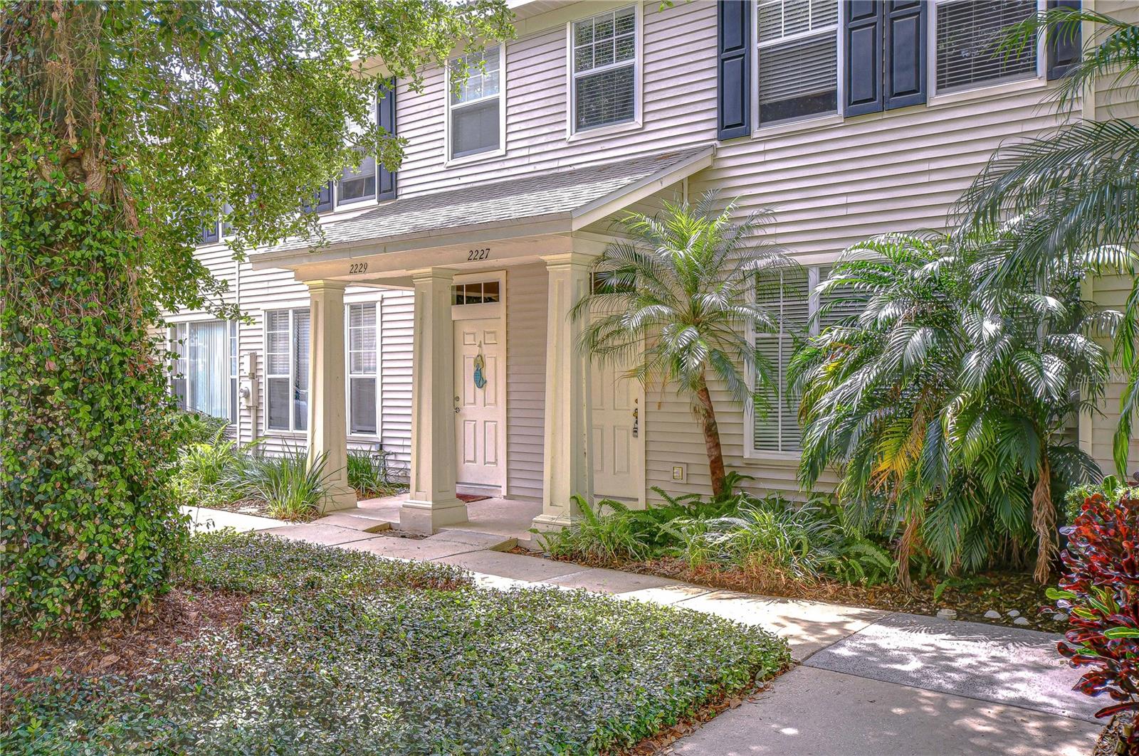 2227 GOLDEN OAK LN, VALRICO, FL, 33594