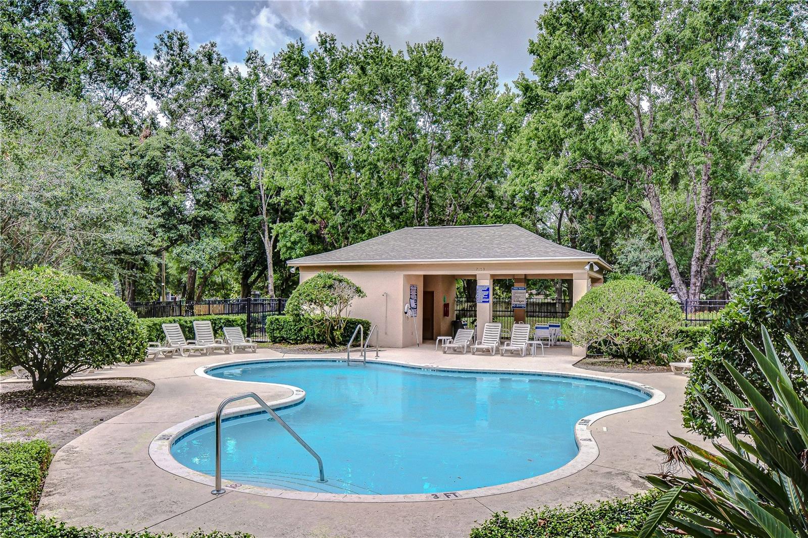 2227 GOLDEN OAK LN, VALRICO, FL, 33594