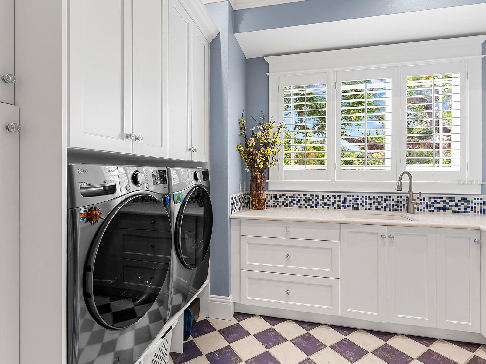 A4651663 Property Photo