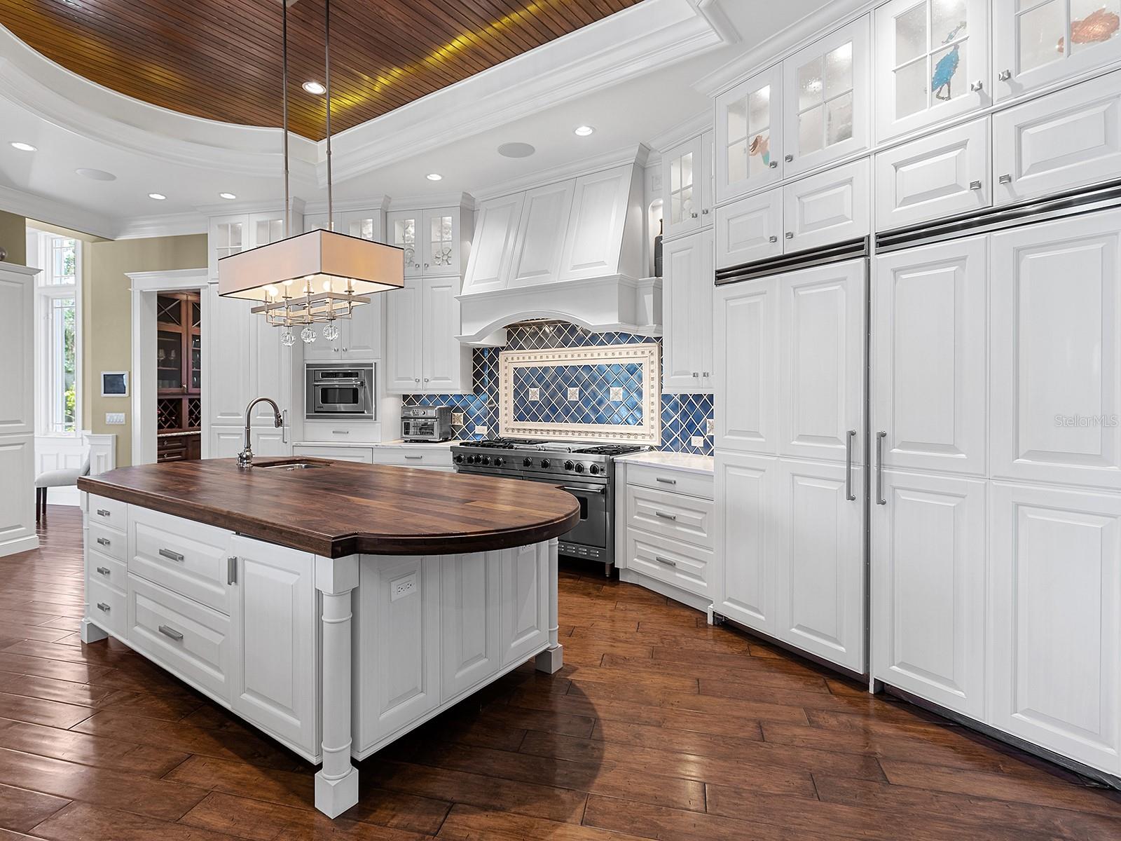 A4651663 Property Photo