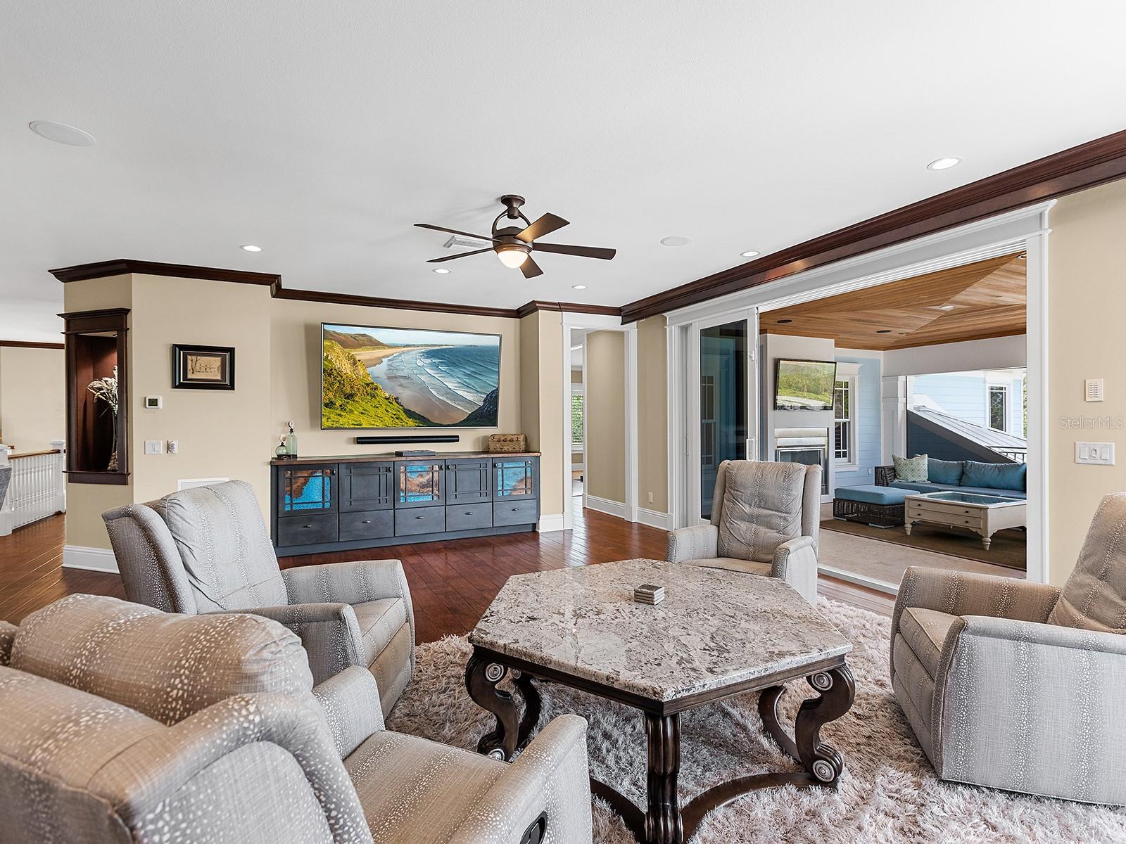 A4651663 Property Photo