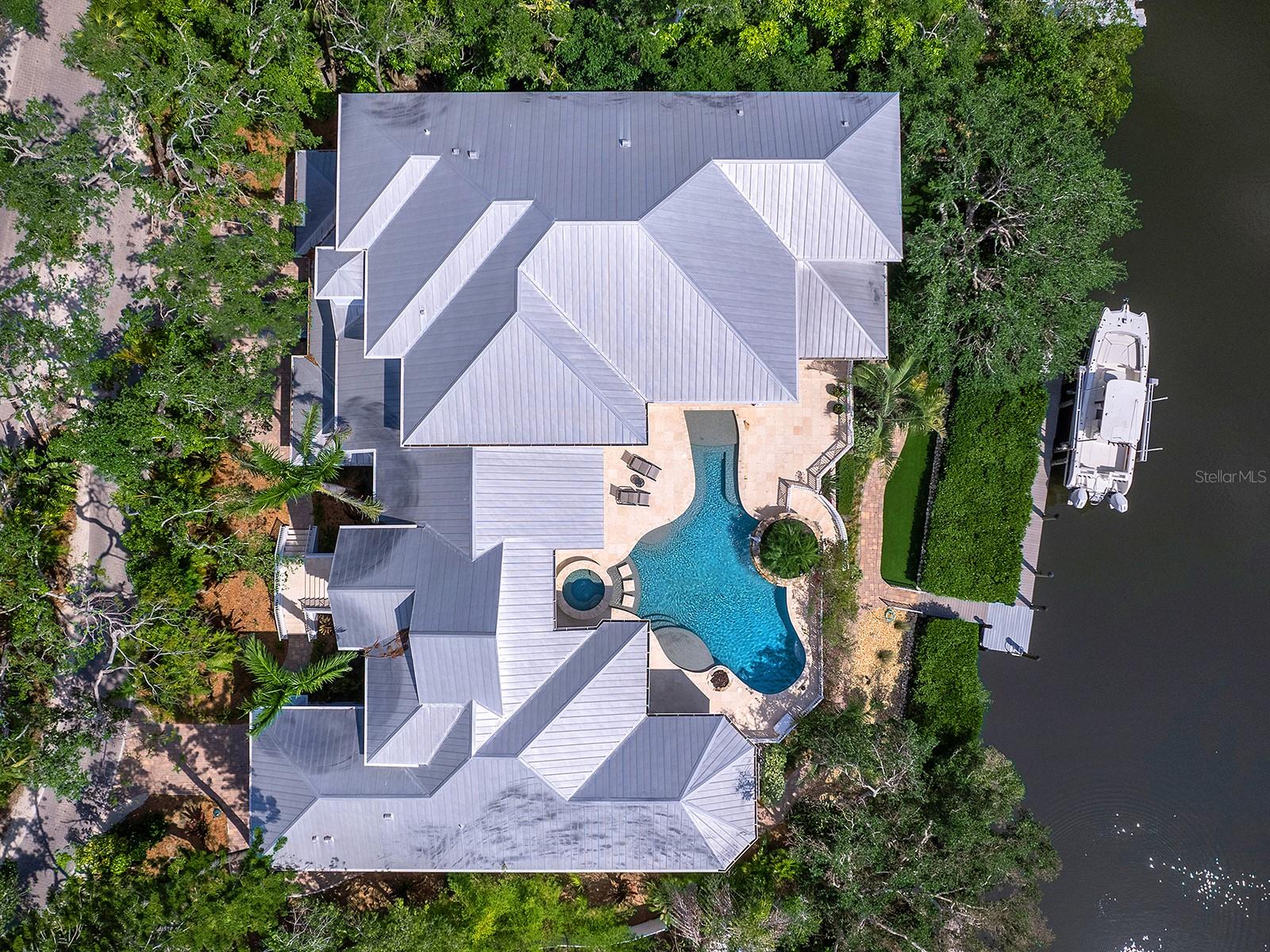 A4651663 Property Photo