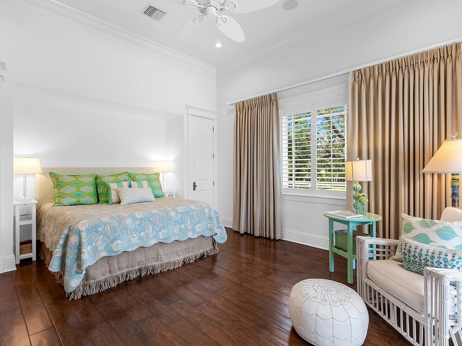 A4651663 Property Photo