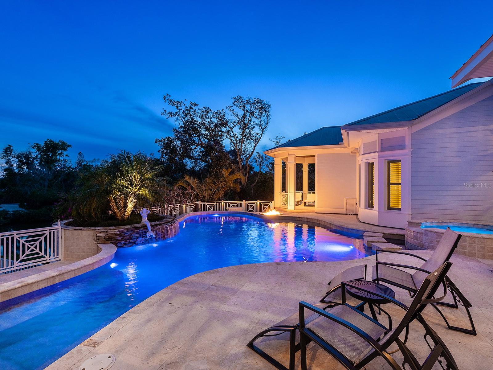 A4651663 Property Photo