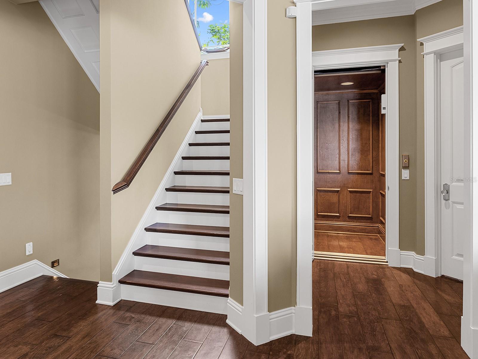 A4651663 Property Photo