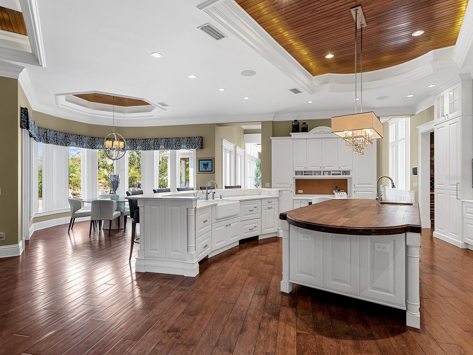 A4651663 Property Photo