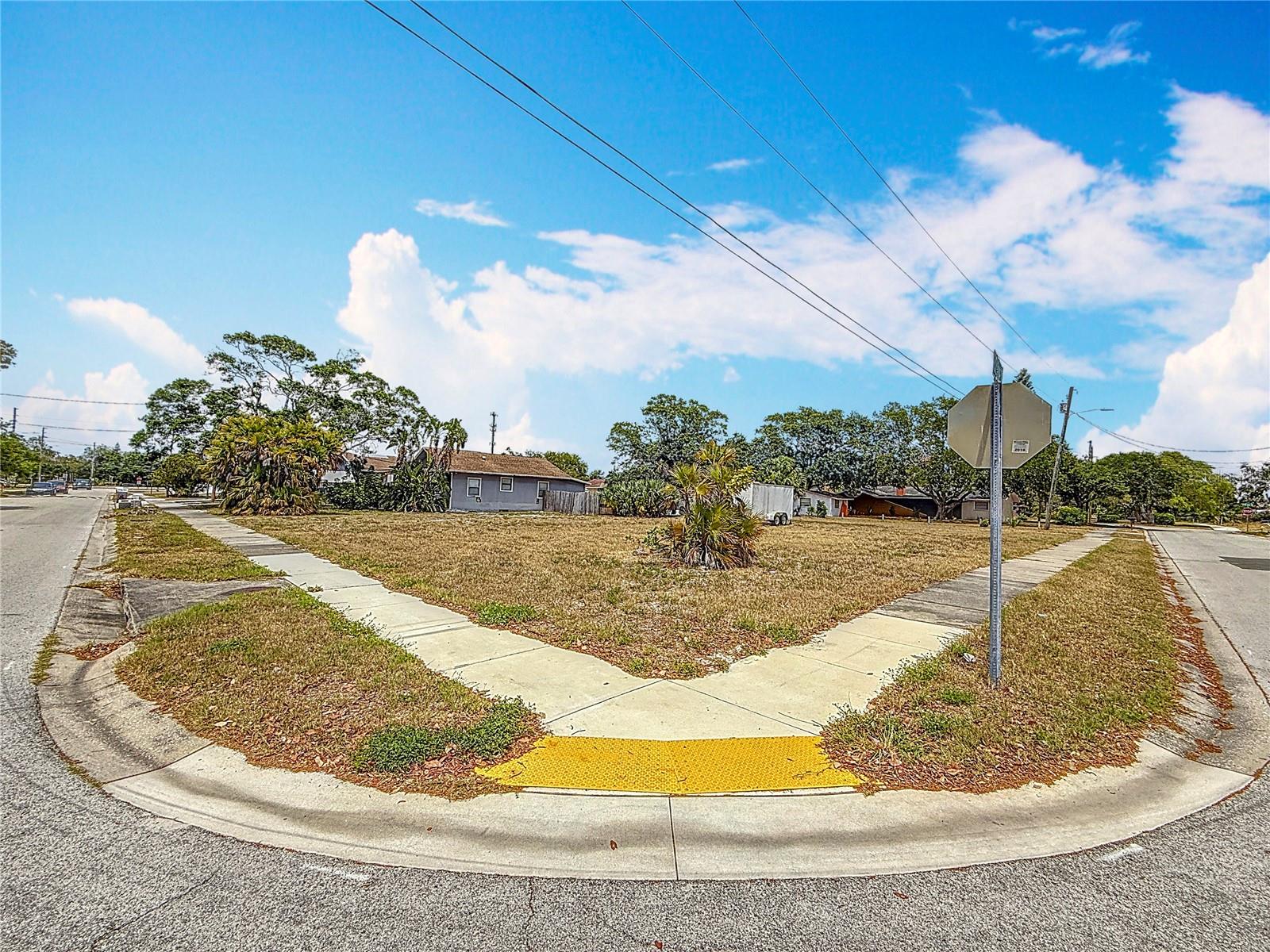 132ND AVE N, LARGO, FL, 33778