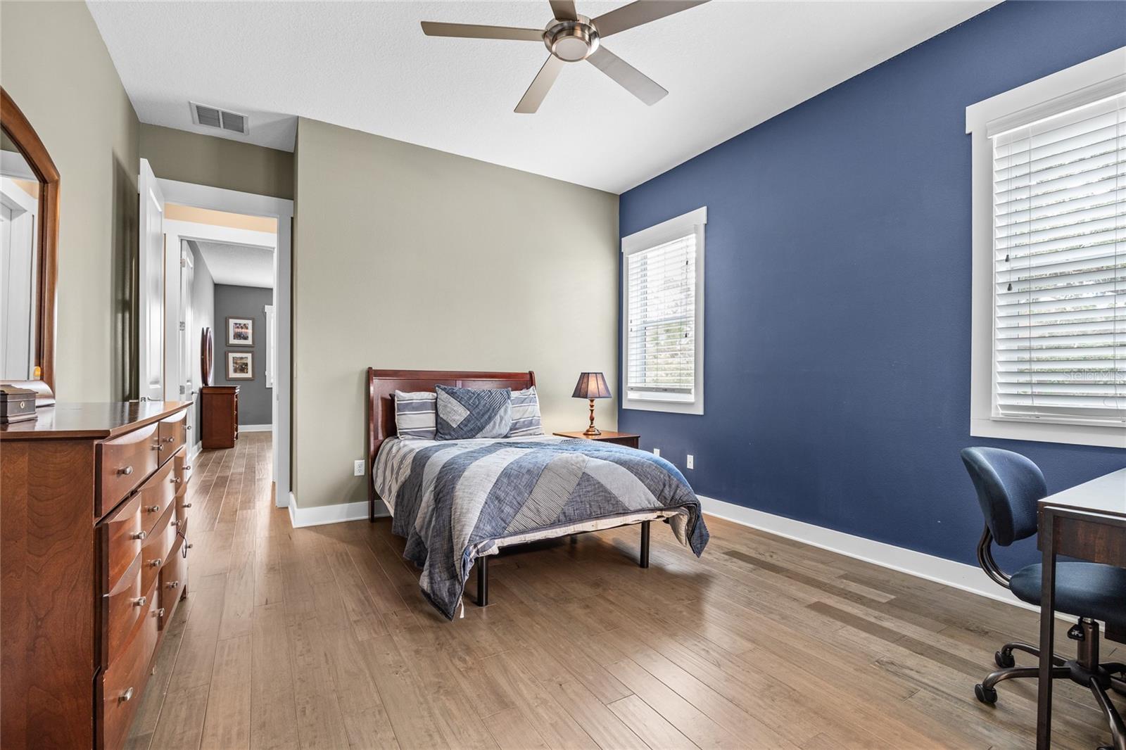 3611 W ROYAL PALM CIR, TAMPA, FL, 33629