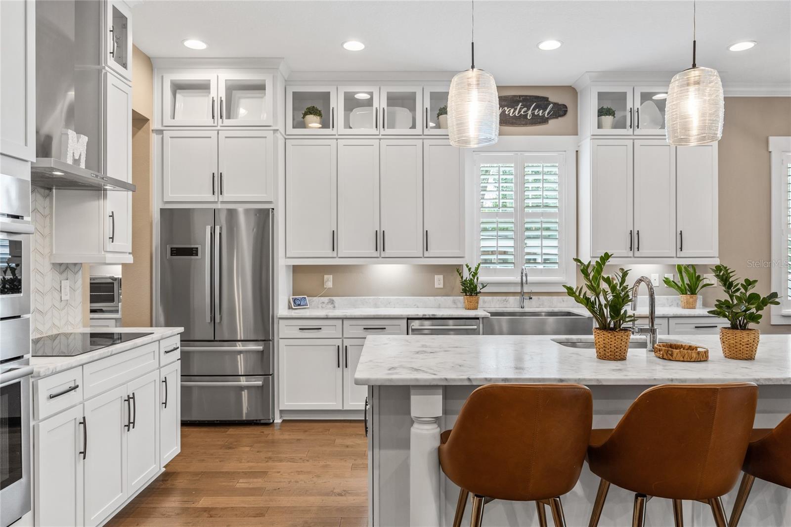 3611 W ROYAL PALM CIR, TAMPA, FL, 33629