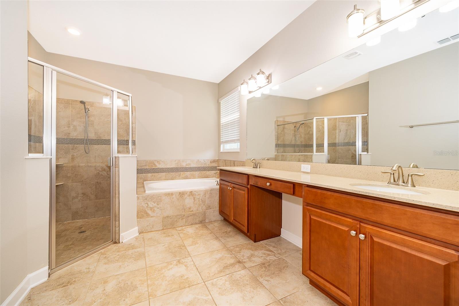 11054 CYRILLA WOODS DR, ORLANDO, FL, 32832