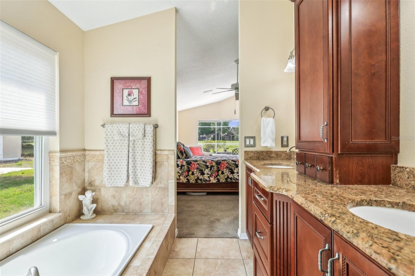 2598 EKANA DR, OVIEDO, FL, 32765