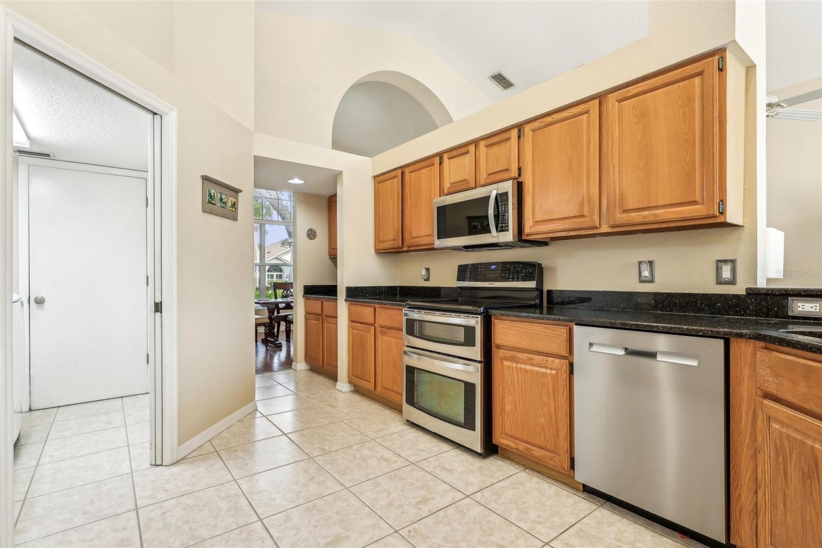 2598 EKANA DR, OVIEDO, FL, 32765