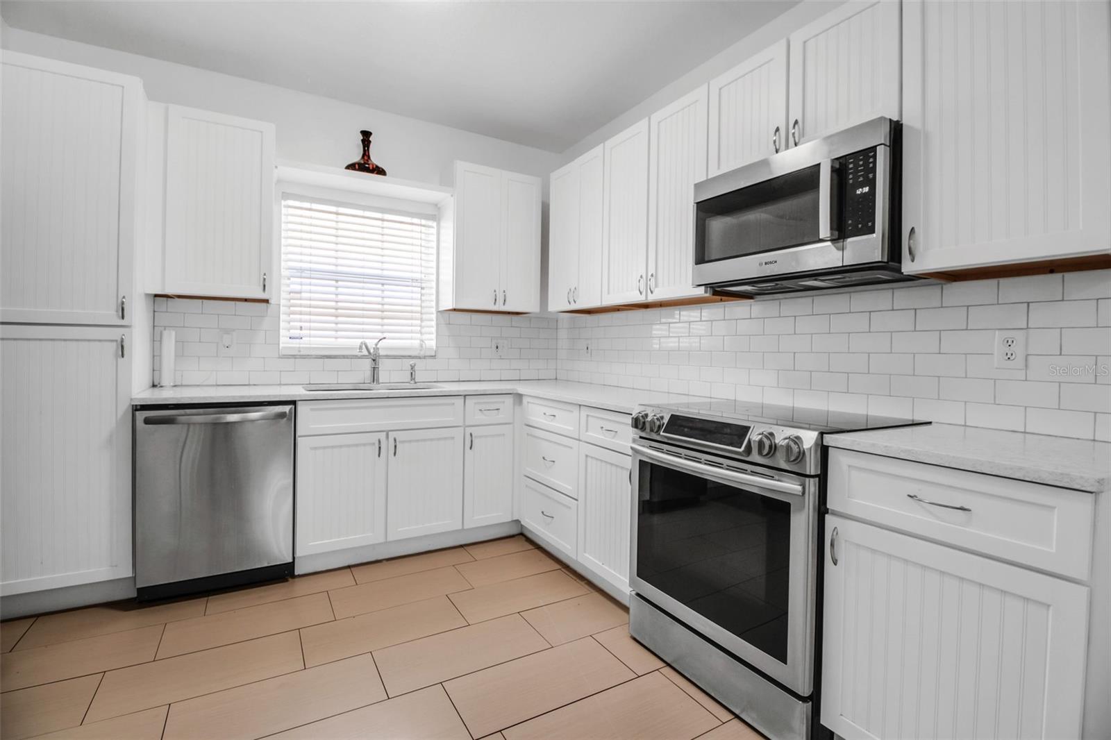 508 HOWARD CT, SARASOTA, FL, 34236